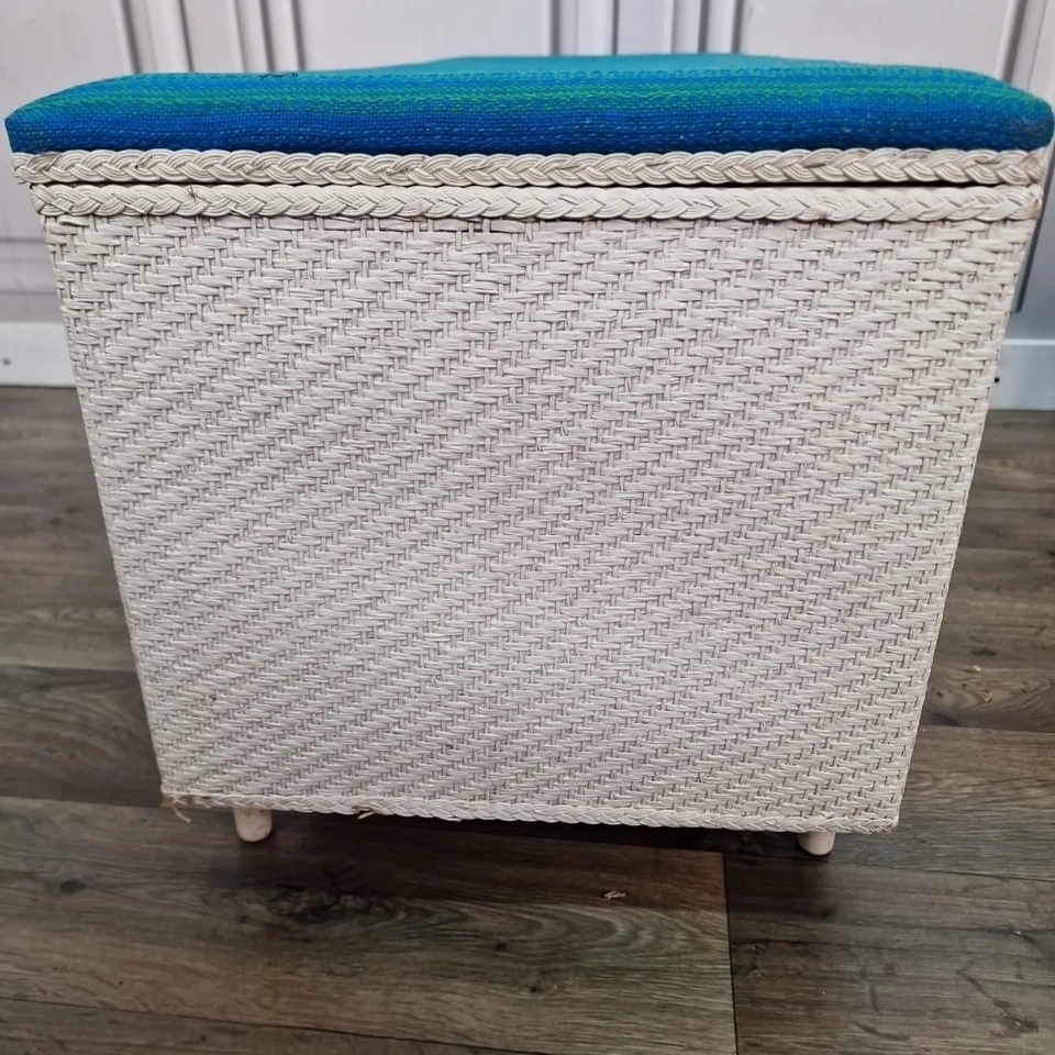 Vintage Wicker Blanket Box - Retro Mid Century Trunk Storage Woven Ottoman Linen - Image 4 of 4
