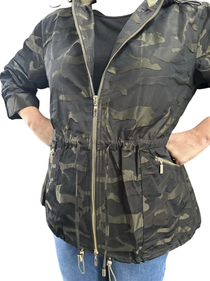 Chicos NWT Zenergy $139 Anorak Olive Camo Embossed Womens S L XL Coat Jacket - Image 4 of 4