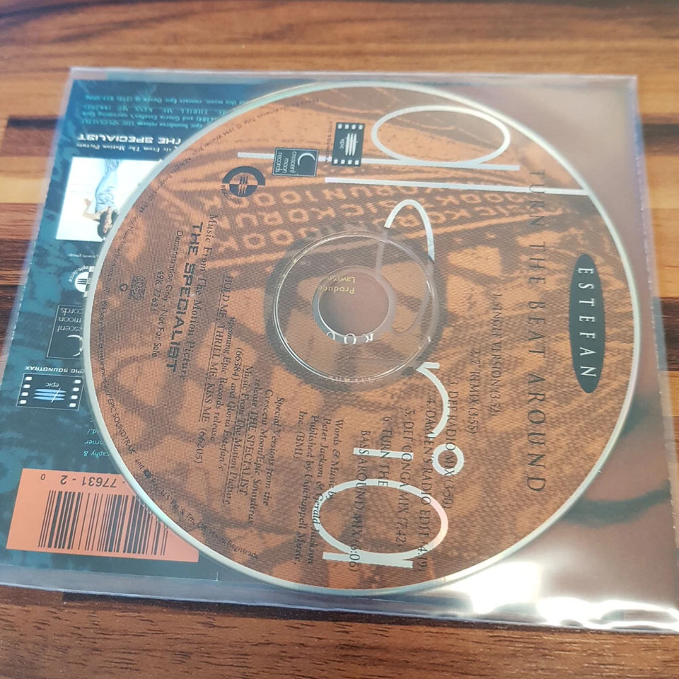 GLORIA ESTEFAN: Turn The Beat Around    > VG+/VG+(MCD) - Bild 2 von 2