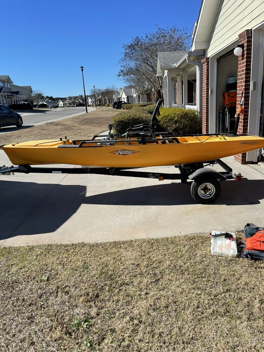 2017 Hobie Pro Angler 14 kayak