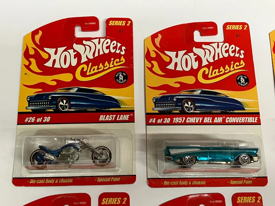 Lot of 10 ** Hot Wheels Classics diecast cars Chevy, Ford, Merc, T-Bird - Image 2 of 4