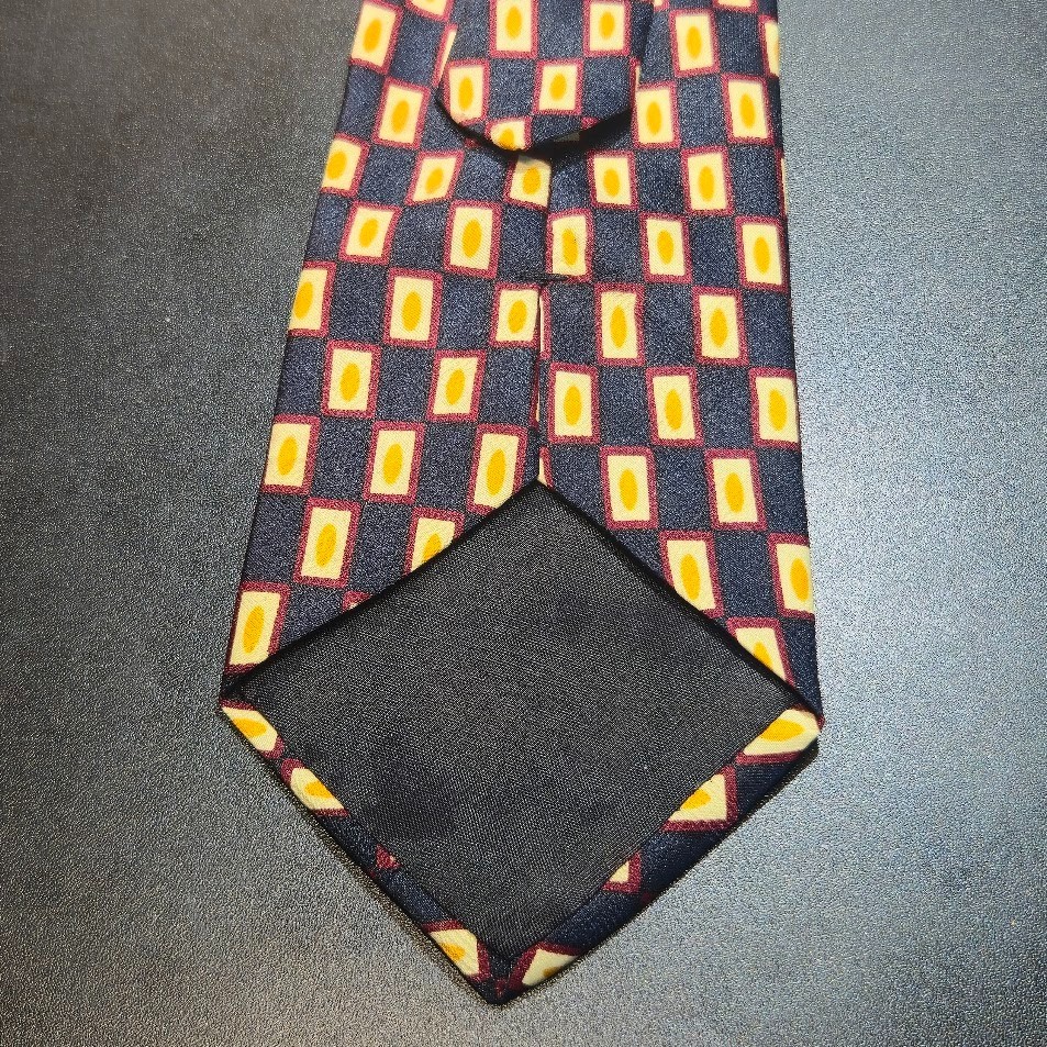 Unbranded Black Geometric 100% Polyester Tie Made in USA image 4