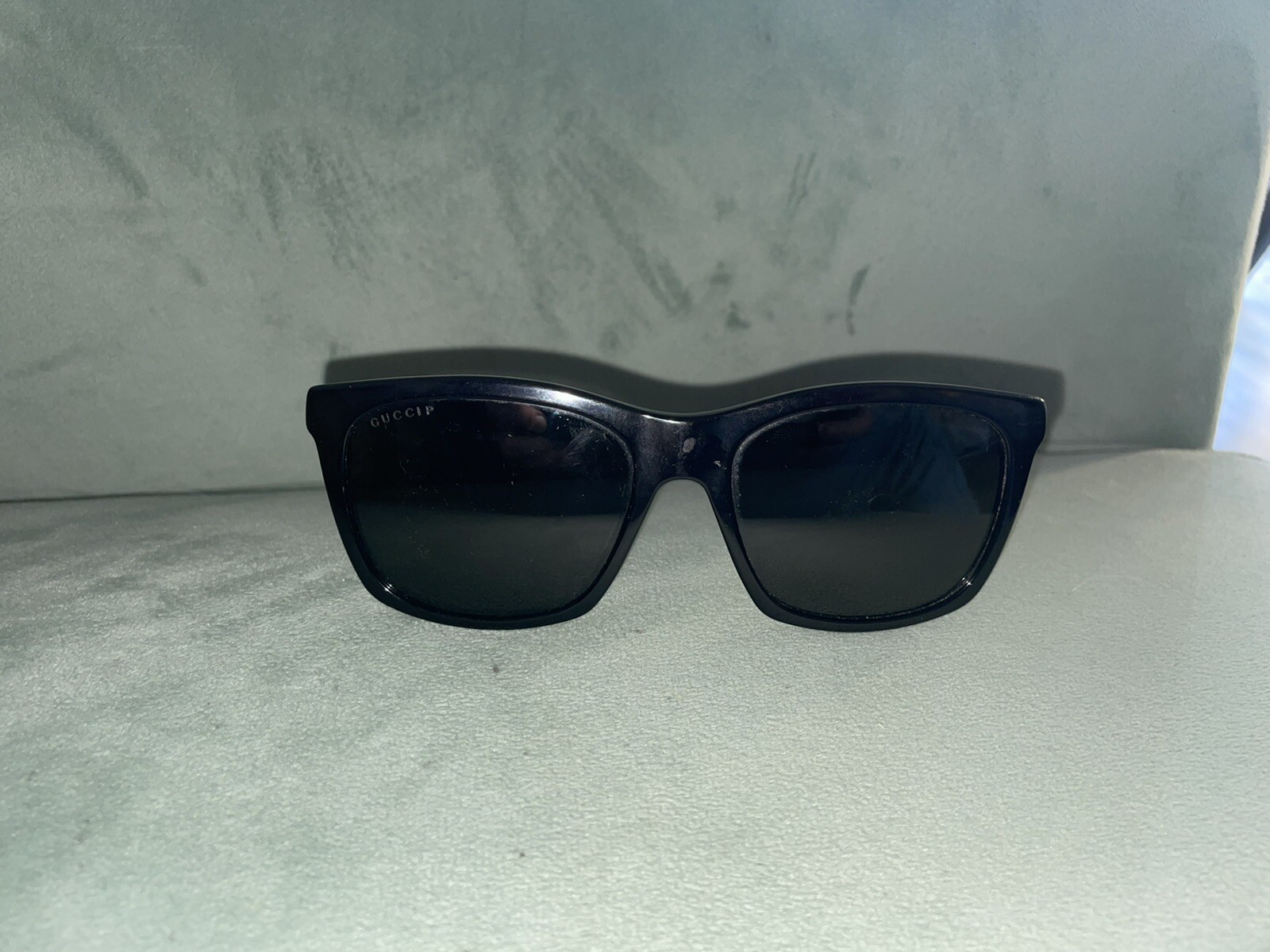 Gucci GG0558S 006 Transparent Sqaure Contemporary Sunglasses Gold Accent Gucci GG0529S XXL (60 - 17) with Grey lenses and Gold frame  main image 3