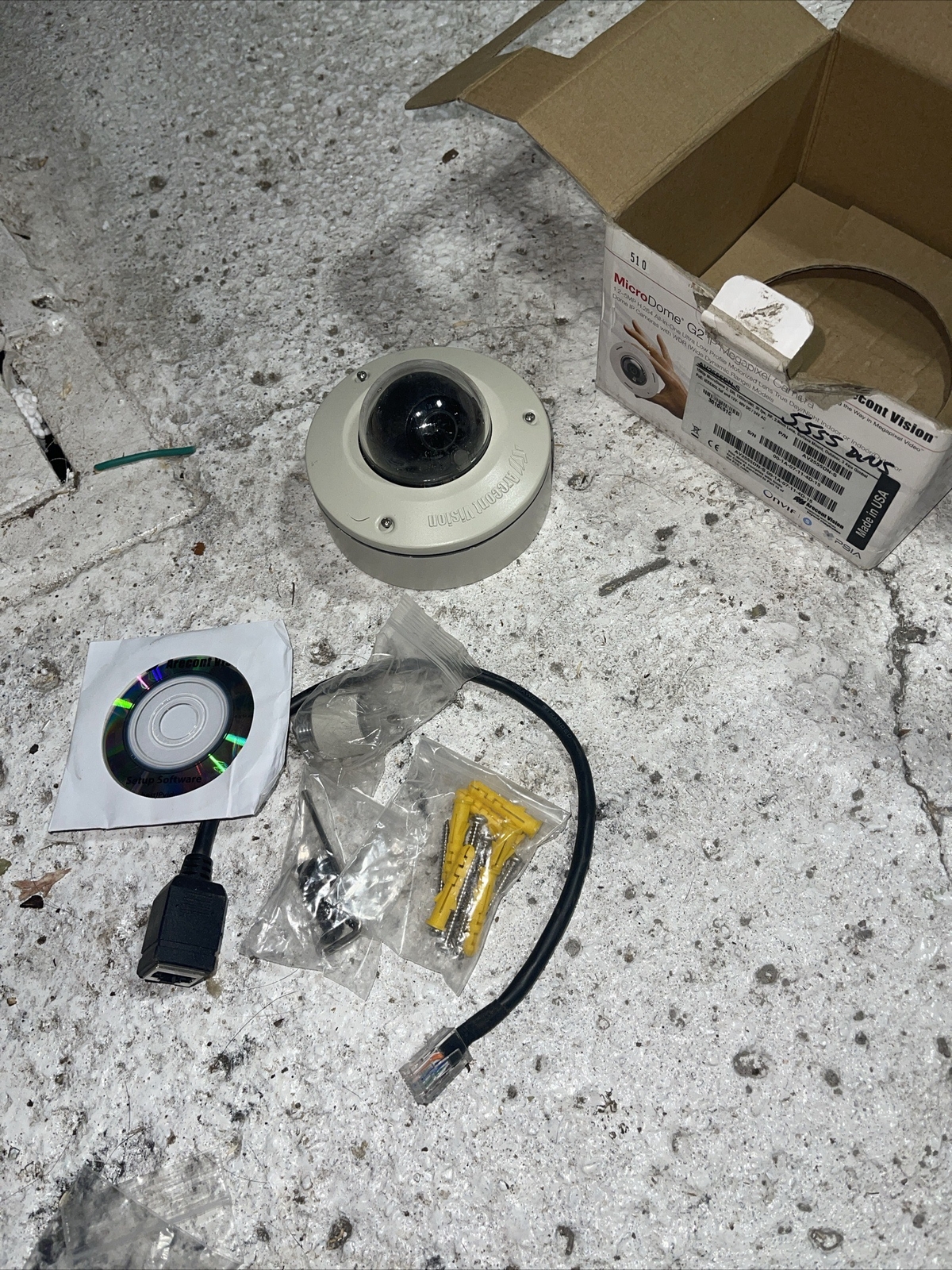Arecont Vision AV5555DN-S-NL G2 5 Megapixel Camera, 2.8mm Le