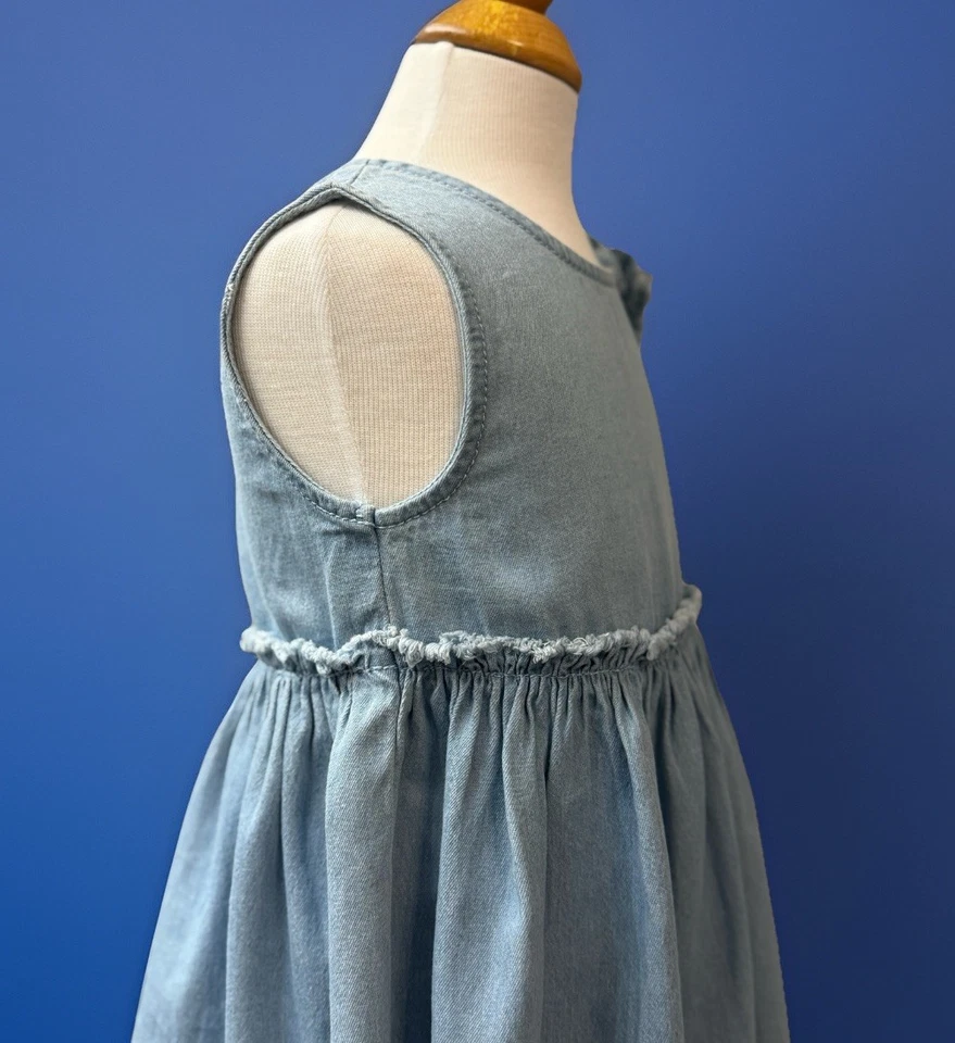 Nuevo con etiquetas Calvin Klein Jeans Niñas Pequeñas Denim Top Y Leggings, Talla 5 Foto 3 de 4