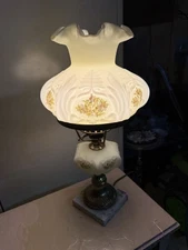 Classic Fenton lamp: Daisies on Custard Satin Glows Damaged Shade Signed