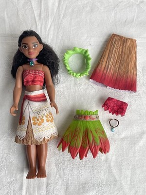 Disney Moana Doll 10  with Clothes and Accessories 9 pc Lot Pretend Play
