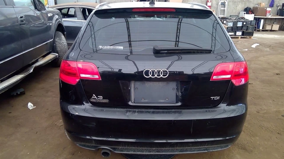 (LOCAL PICKUP ONLY) Trunk/Hatch/Tailgate With Spoiler Fits 09-13 AUDI A3 6822358 Foto 2 de 4