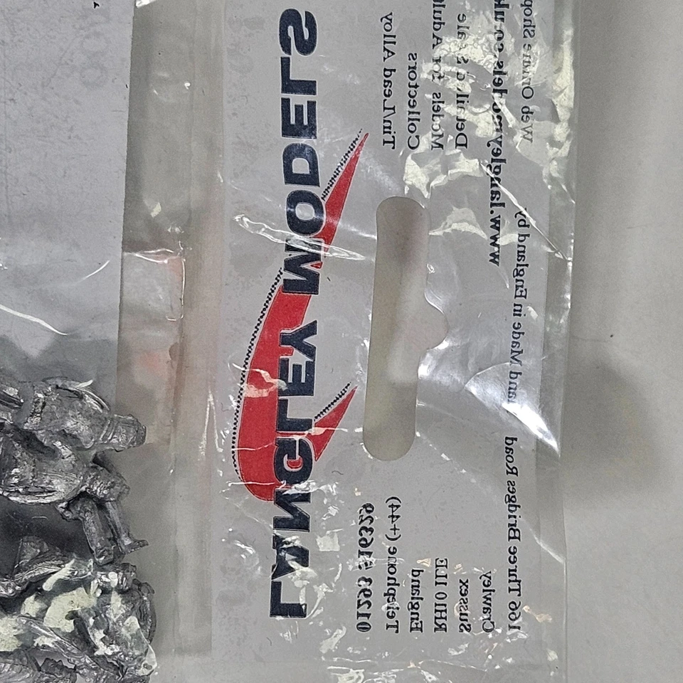 Langley Models F16 10 Standing figures of the 1920's Metal Kit OO/HO Scale Pack. - Image 4 of 4