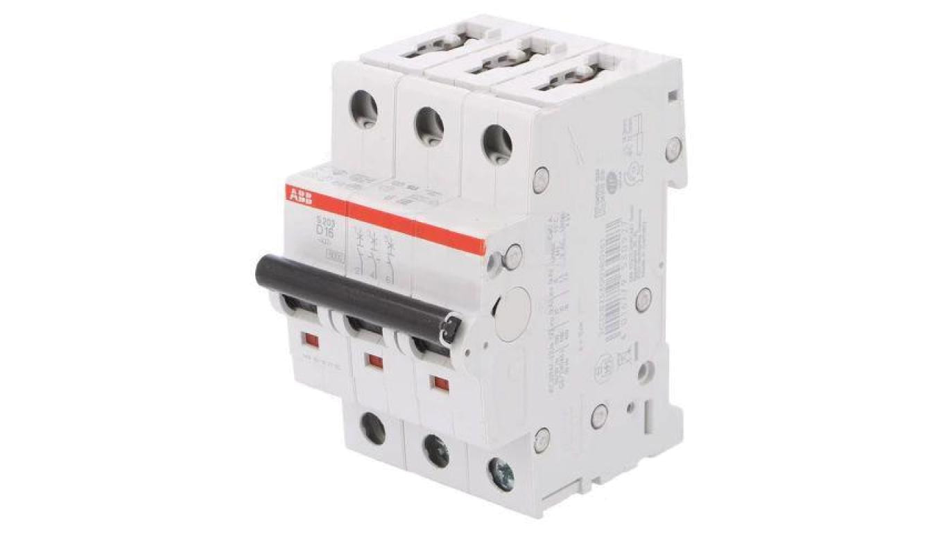 S203-D16 Circuit breaker 230/400VAC Iznam 16A 3 pole 6kA IP20 /T2UK