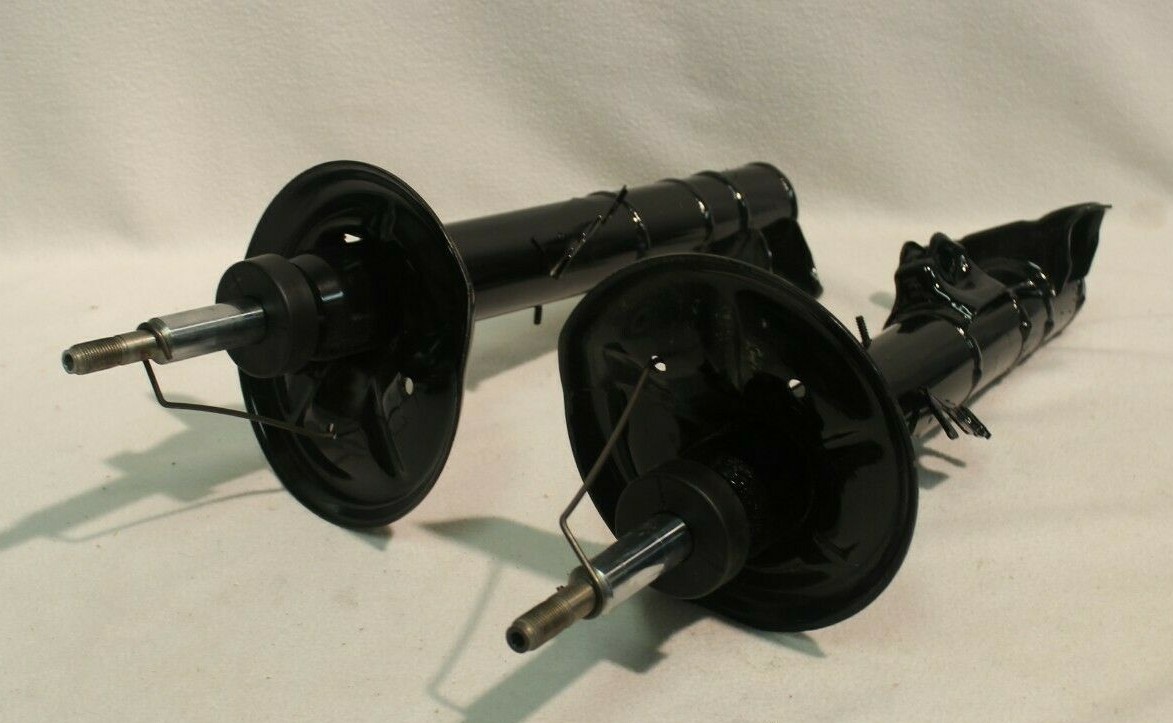 Monroe Spectrum Strut Assembly Front Struts - Pair Struts 71523 