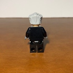 Lego Harry Potter Madame Hooch Minifigure Light Nougat Head hp106 from 2010