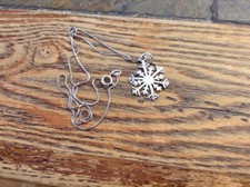 Snowflake Necklace - 925 Sterling Silver - Pendant Winter Snow Weather Christmas