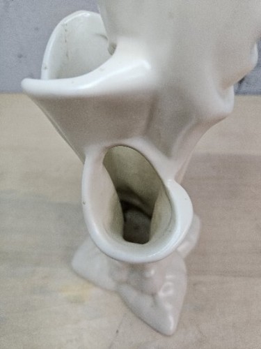 Vintage Haeger Mary And Baby Jesus Vase 11" - Picture 8 of 9