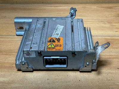 #ad 14 20 SILVERADO YUKON TAHOE POWER MODULE AC DC ACCESSORY 23217954 $50.00