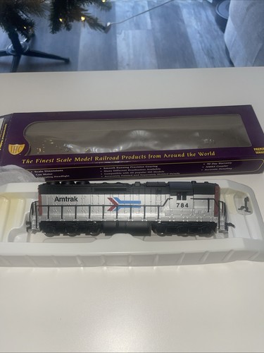 Locomotora diésel IHC 3801 escala HO Amtrak EMD SD-24 #784 | Zustand: New