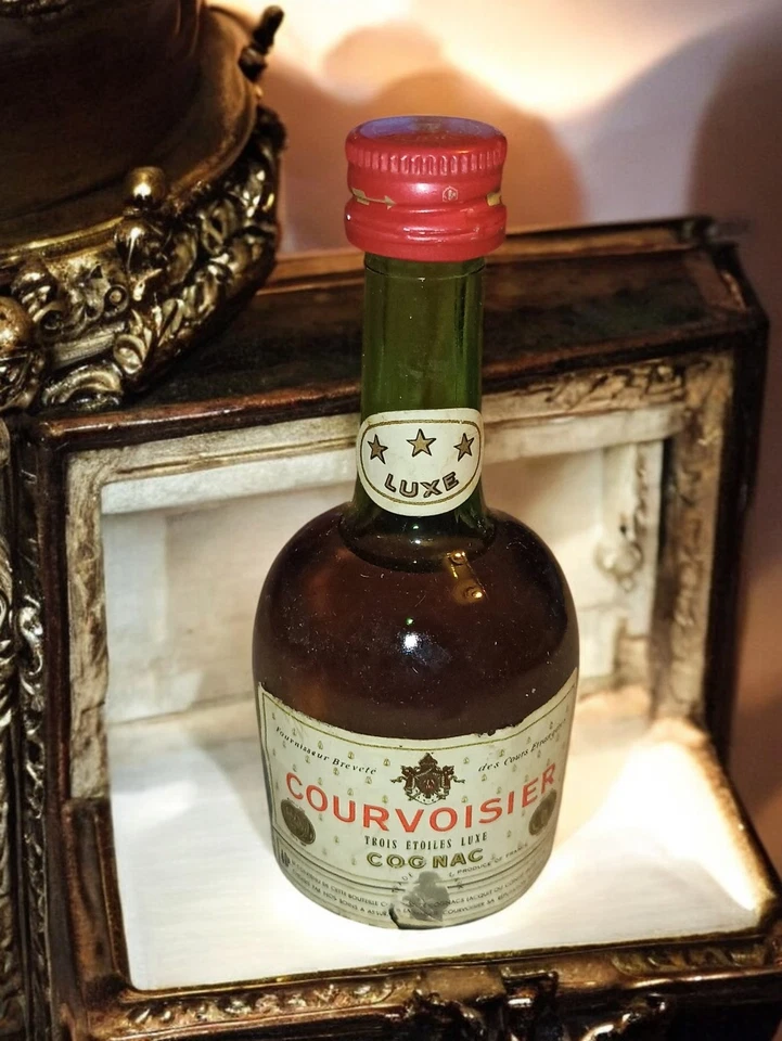 Mignonette Cognac Courvoisier 3 Étoiles Luxe ancienne bouteille vintage - Photo 1/1