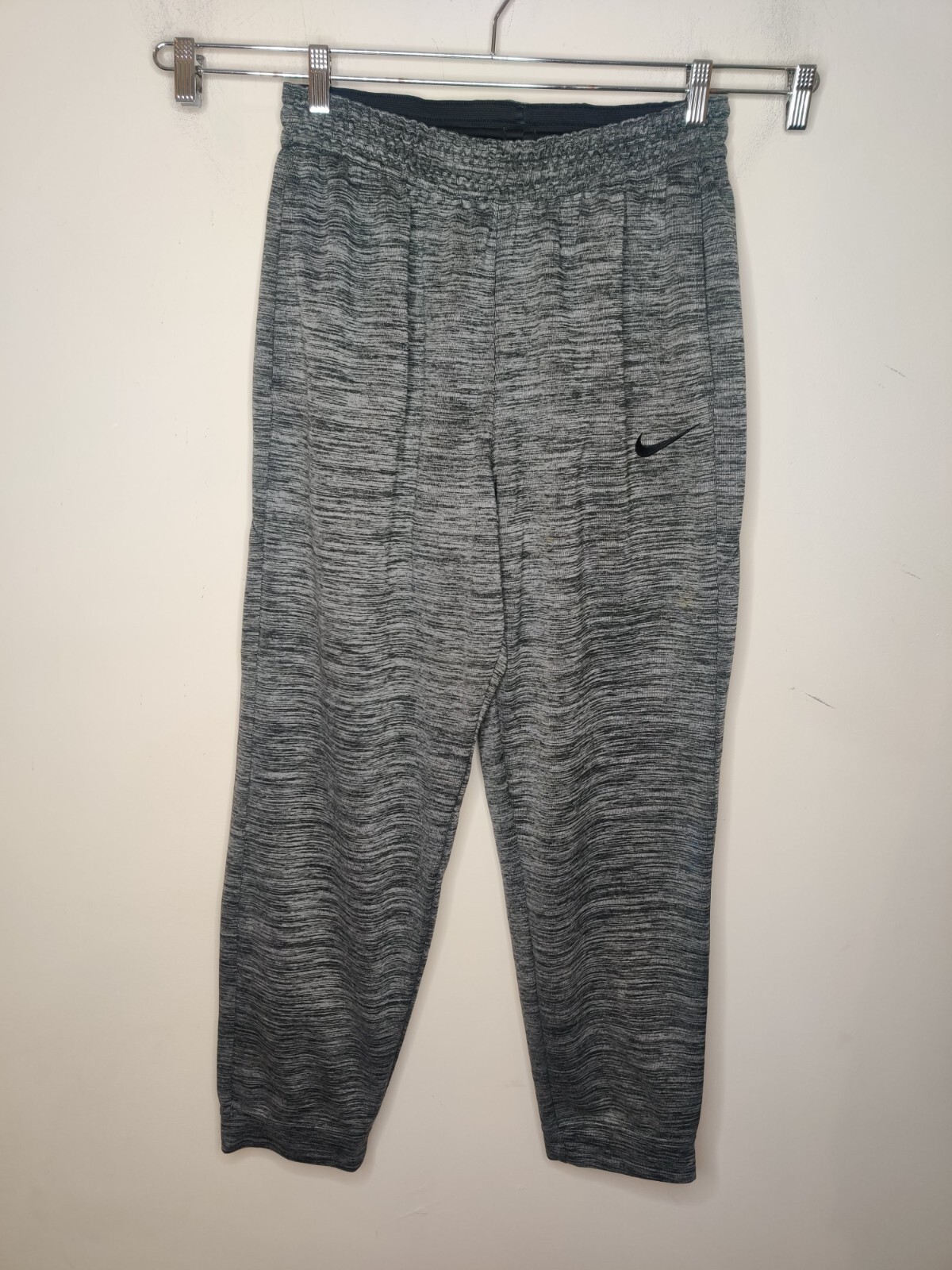 Nike DriFit Men's Spotlight Basketball Tapered Pant … Gem