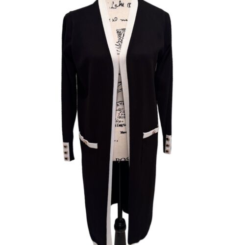 Essentials By Milano Black & White Long Cardigan With Gold Buttons - Bild 1 von 7
