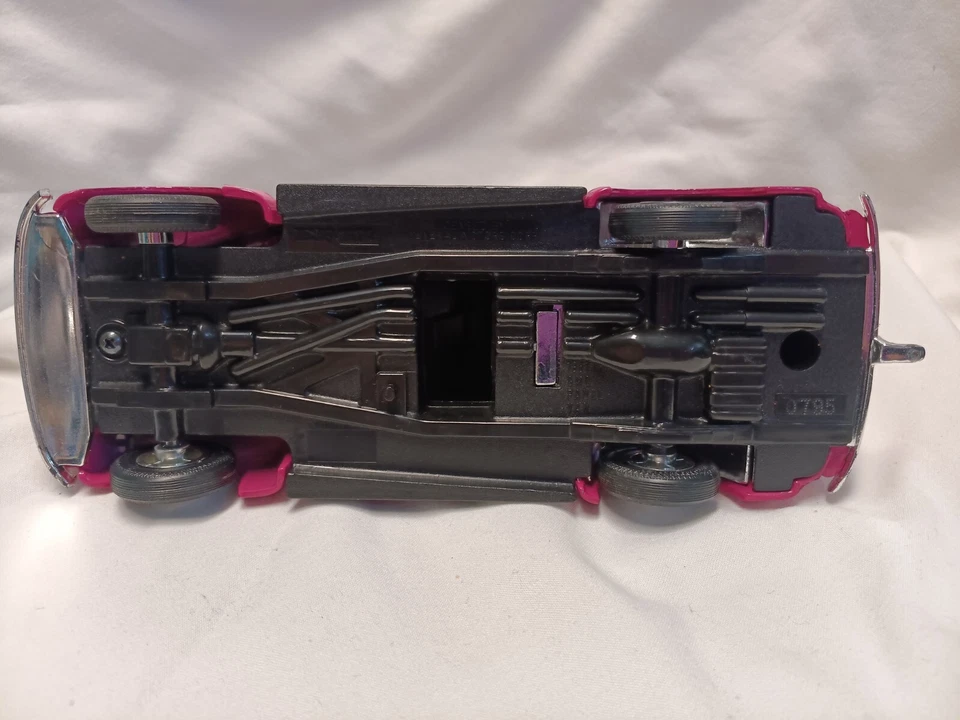 ERTL Die Cast Van Coin Bank, 1951 GMC Panel Van, Cushman Club, 0795 Foto 4 de 4