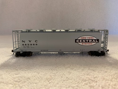 Atlas HO Scale Freight Cars Hoppers each sold separately - Picture 82 of 250