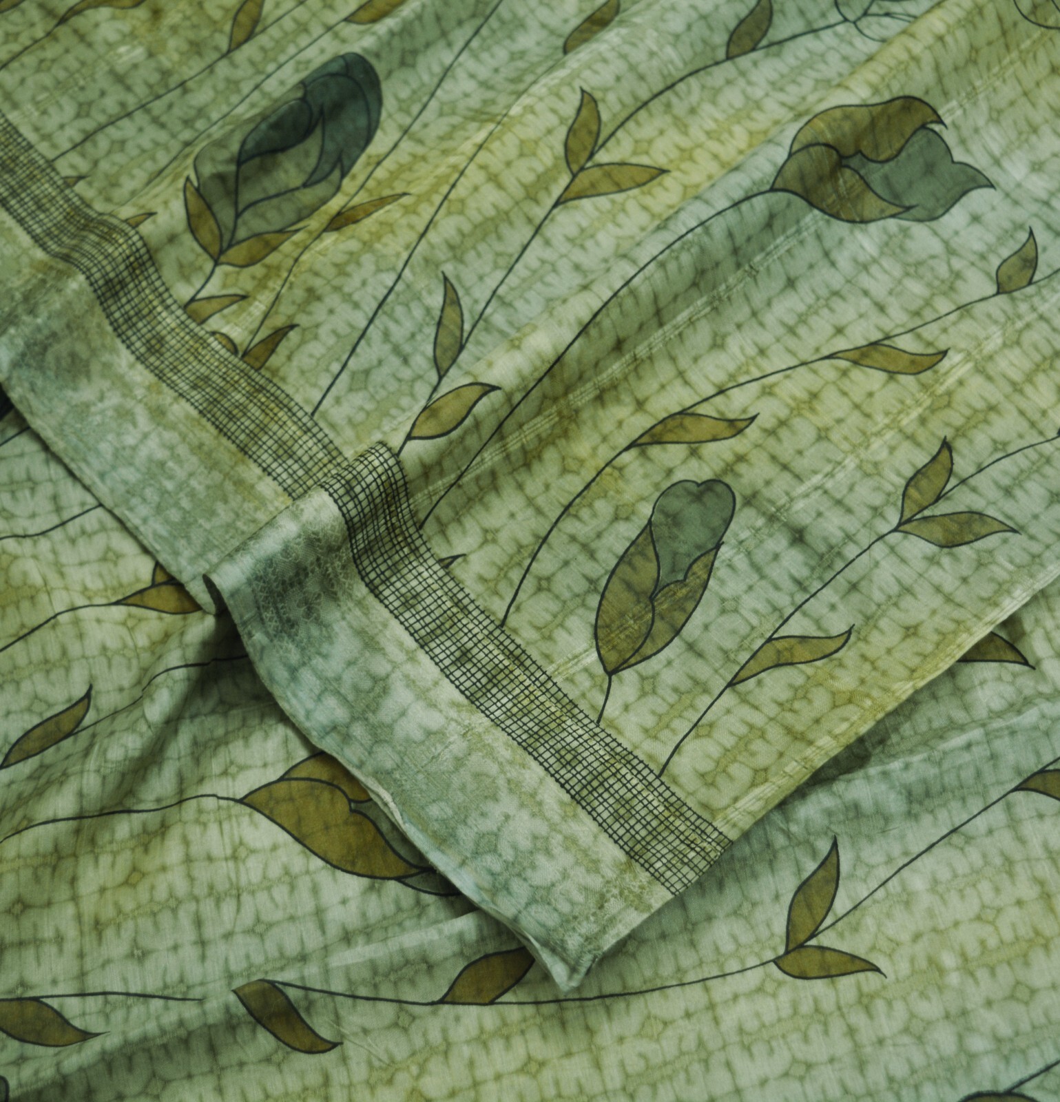 Vintage Green Saree Pure Silk Printed Indian Sari Fabric 6yd Sewing Craft Dress