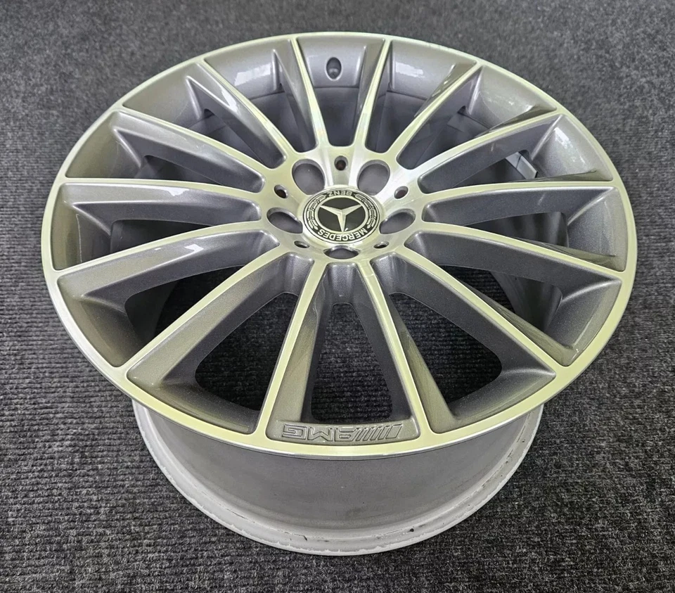 Mercedes Benz CLS400 CLS550 SL400 Factory OEM 19" x9.5" Rear Wheel 2015-2020 Rim - Image 4 of 4