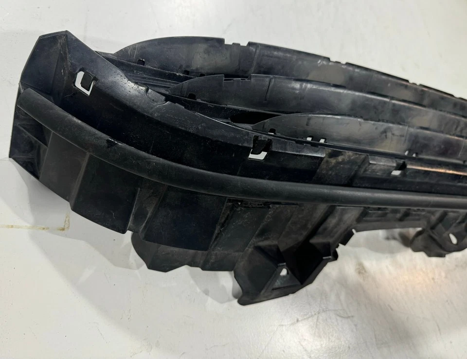 Grill Grille Black 2014-2016 Mini Cooper 7335527 OEM - Image 4 of 4