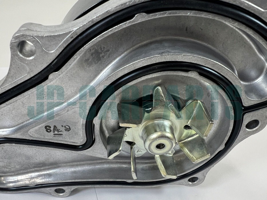Pompe à eau - HONDA - référence OEM: 19200RBC013