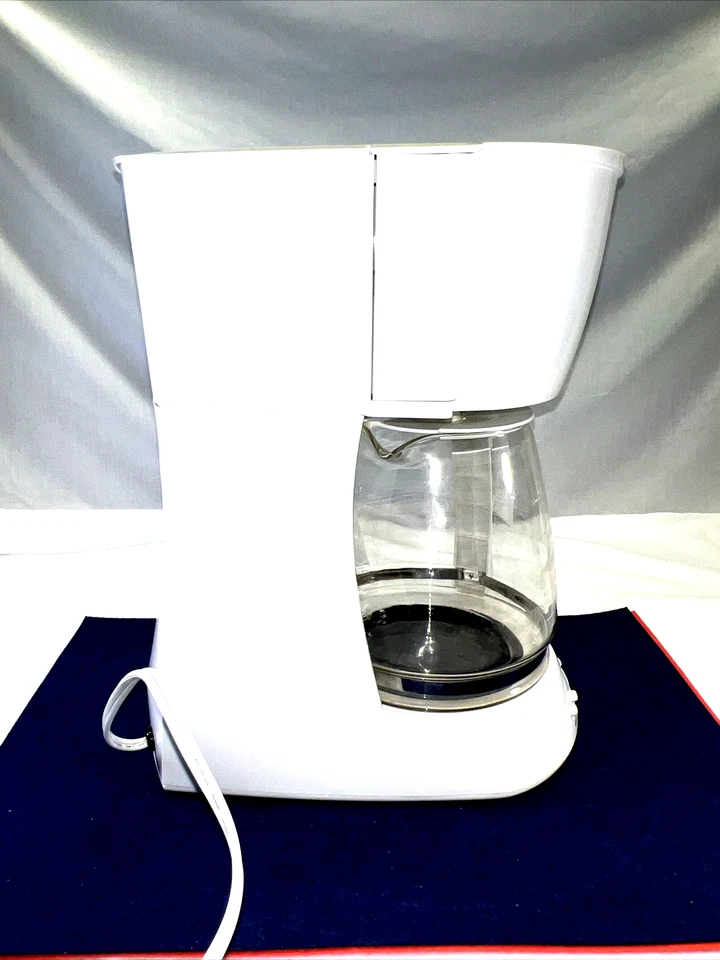 Hamilton Beach Coffee Maker 12 Cup White Drip Machine Model 49319 Working - Image 4 of 4