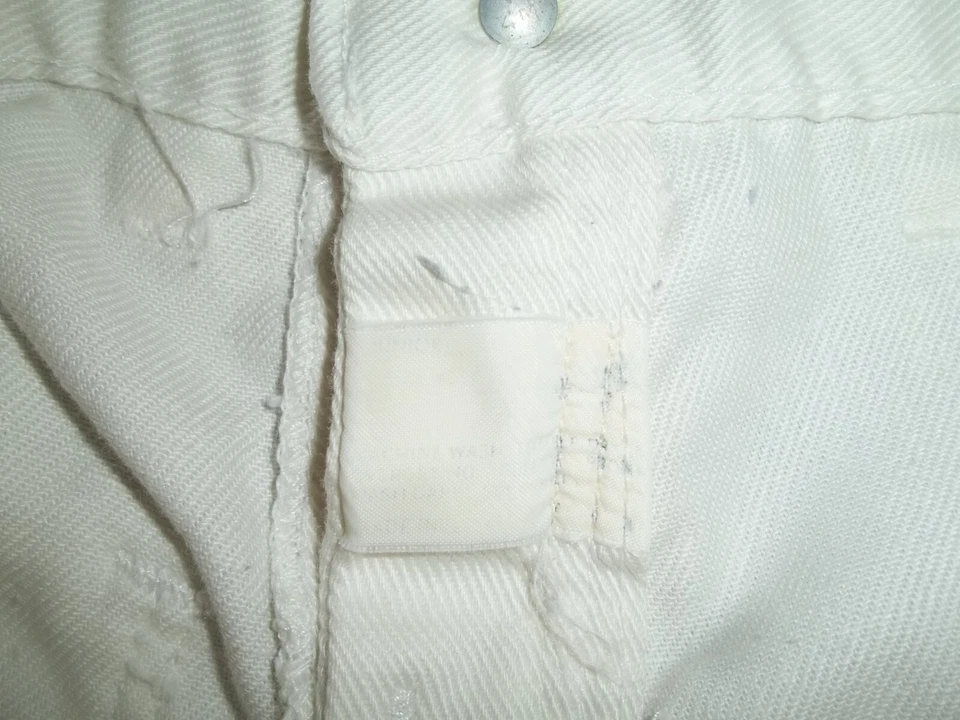 Jeans Wrangler® Bell-Bottom años 70 • Jr talla 3-5 • Blanco • Hecho en EE. UU. • De colección Foto 3 de 4