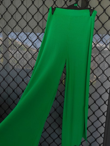 lime green wideleg stretch fabric pants