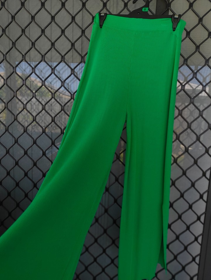 lime green wideleg stretch fabric pants