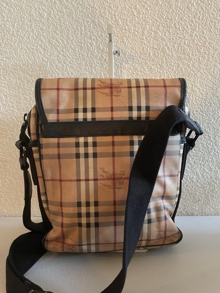 Unisex BURBERRY Beige/Black Haymarket Check PVC Canvas & Leather Crossbody Bag - Image 2 of 4
