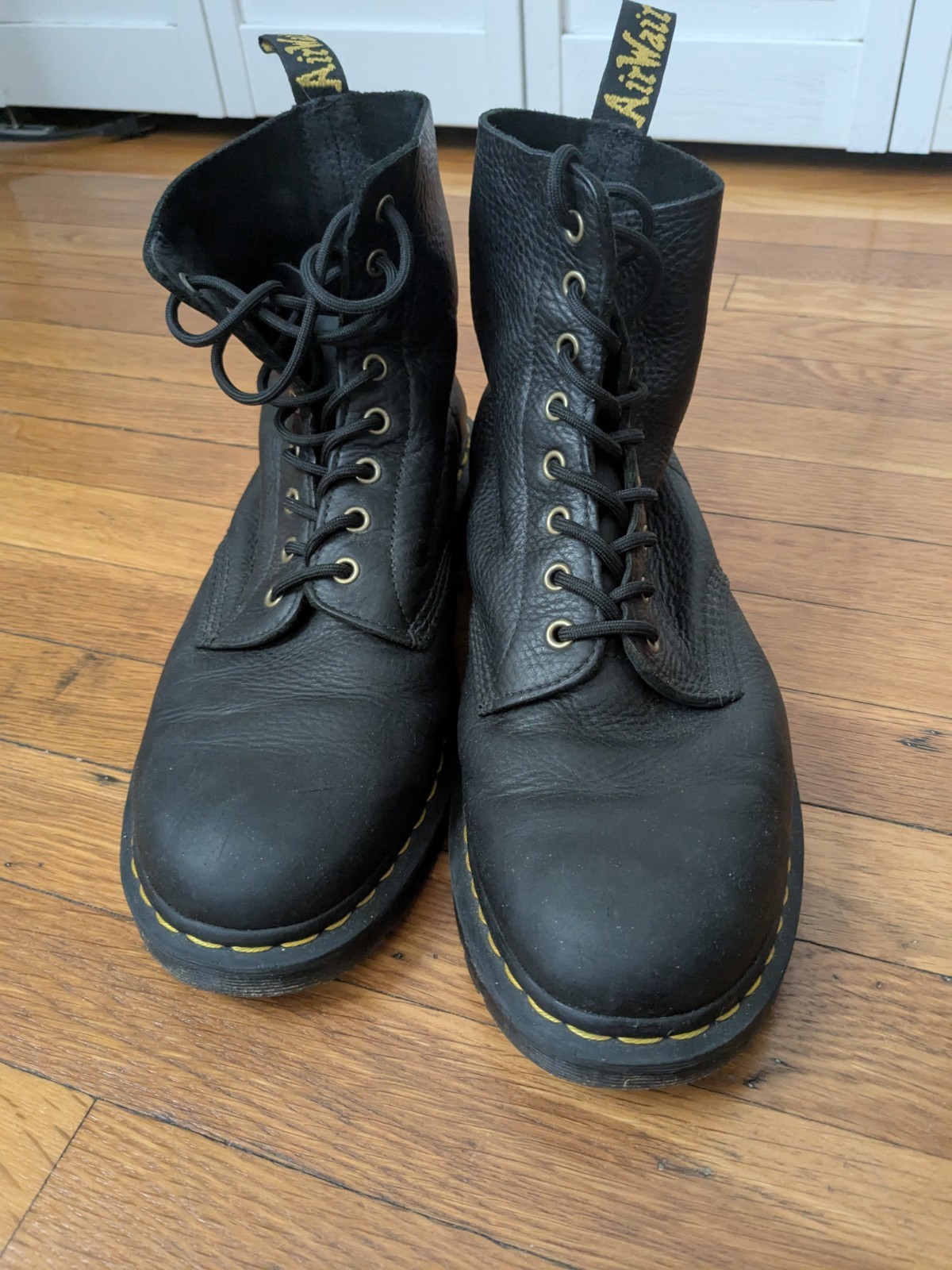 Doc Martens grained 1460 Ambassador leather boots size 12