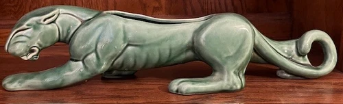 Elegant Green McCoy Panther Planter, 1950s, Mint Condition!