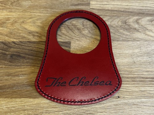 The Chelsea Classic Mini Leather Fuel Bib. Laser Engraved. British Classic. - 第 1/1 張圖片