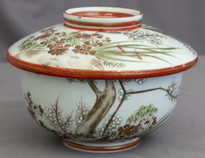 Japanese Meiji to Early Showa Kutani Porcelain Covered Rice Vegetable Soup Bowl