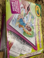 Crayola Blue Light Up Tracing Pad Bright LED Power In An Ultra Thin Tablet NEW 