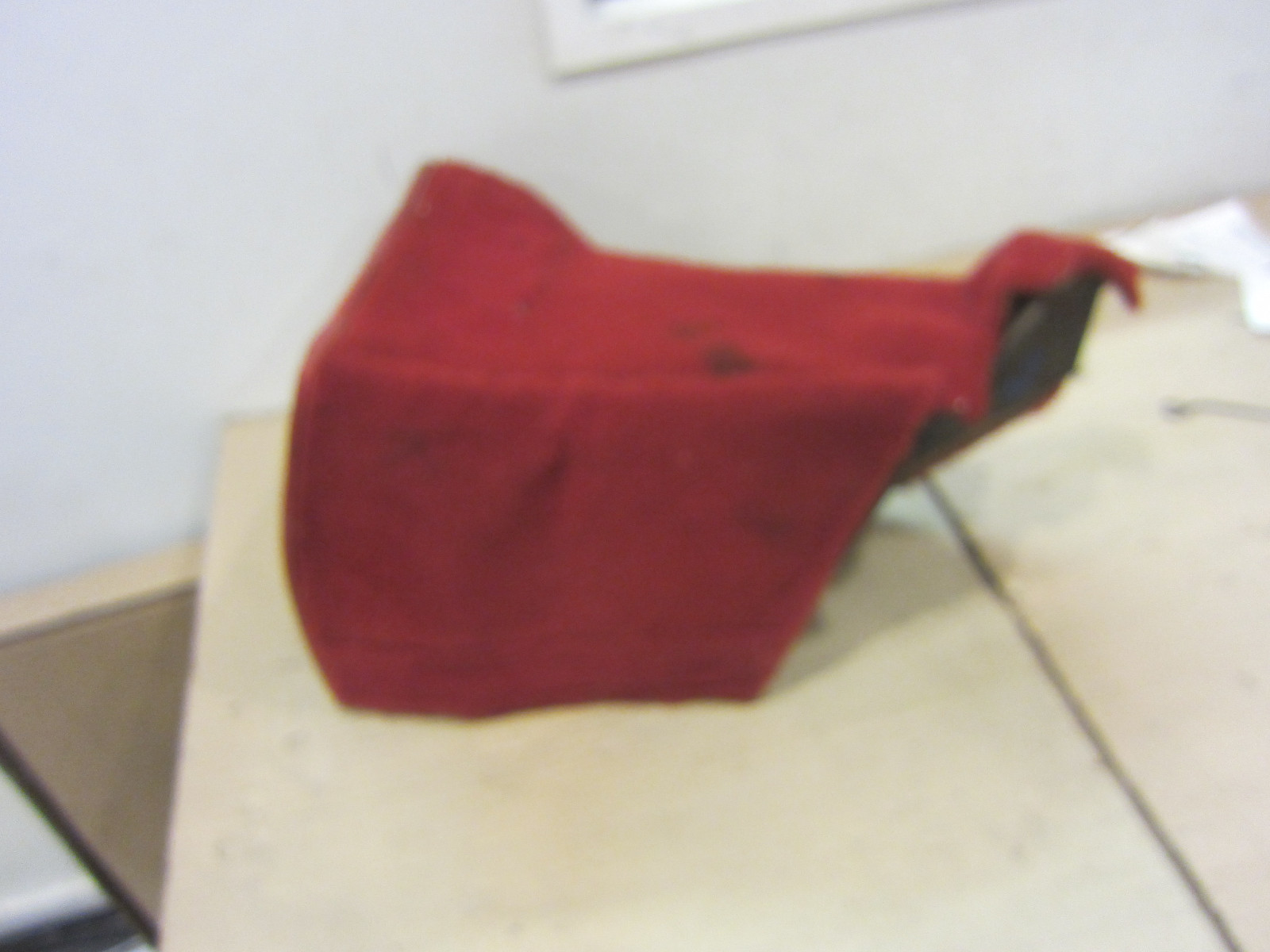 Ferrari Mondial - Front Tunnel Cover / Red - (USED) - P/N  61116200