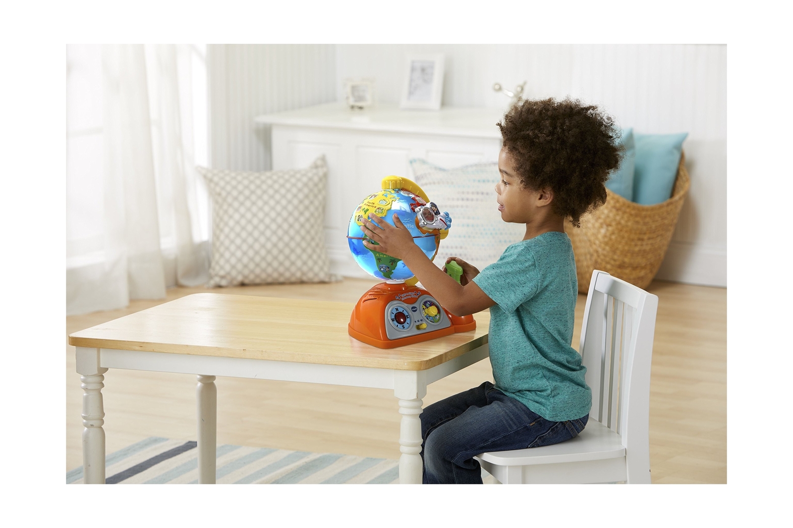 Vtech 197803 Light Light Light And Flight Discovery Globe