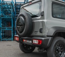 REMUS Komplettanlage Suzuki Jimny Typ GJ 1.5l ab Bj. 2018 1x100mm Titan schwarz