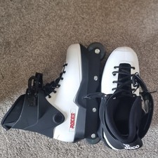 Roces M12 UFS Aggressive Inline Skates. Black & White