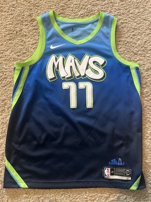 Mavericks Luka Dončić Green and Blue City Jersey Size - Large