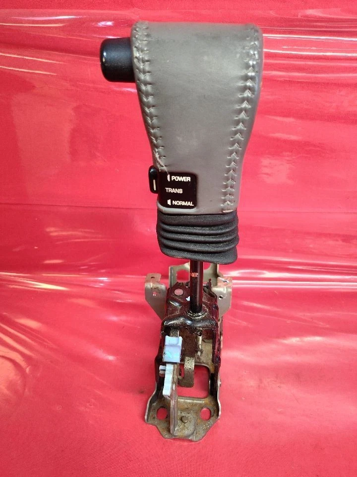 1995-1999 Oldsmobile Aurora Automatic Gear Selector Shifter Lever w/ Knob Grey - Image 2 of 4
