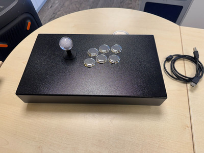 Custom Arcade Stick / Fightstick, Brook UFB 4 in 1 (PS4 / XBOX / Switch / PC)