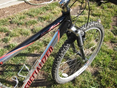 Specialized Mens Mountain Bike Hard Rock Comp Premium Aluminum 15