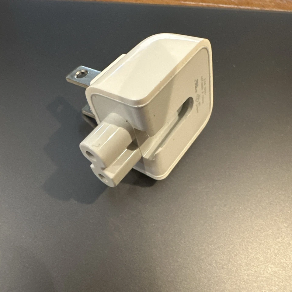 Apple 2 Prong Wall Adapter Model A1555 Mac. 2.5A 125V - Image 2 of 3