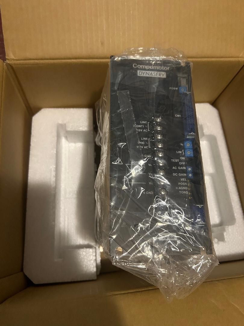 UNUSED Yokogawa Compumotor Parker SR1008B62 DR-1008B-115 DC Servo Actuator