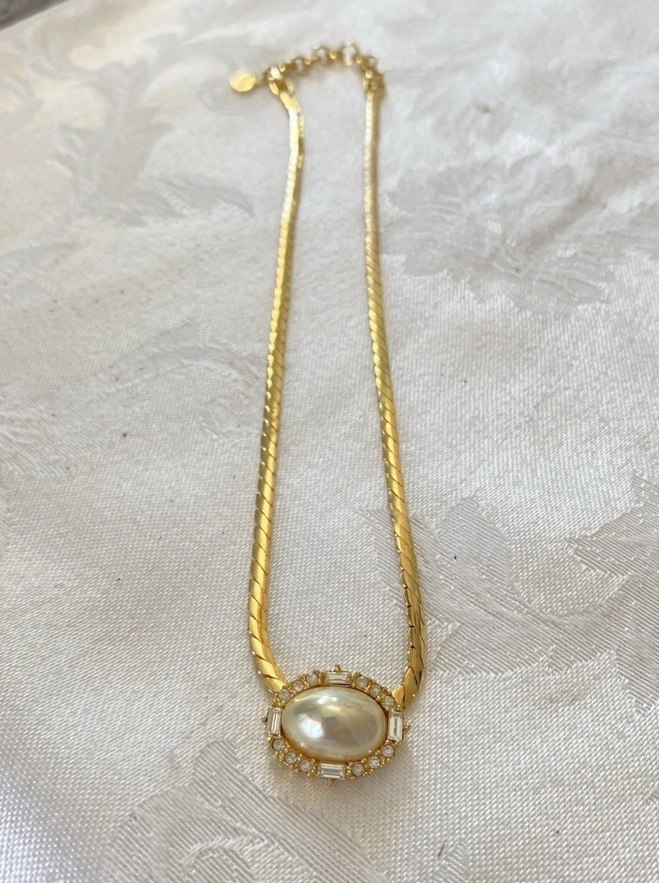 COLLANA VINTAGE CHRISTIAN DIOR FINTA PERLE E STRASS TONO ORO
